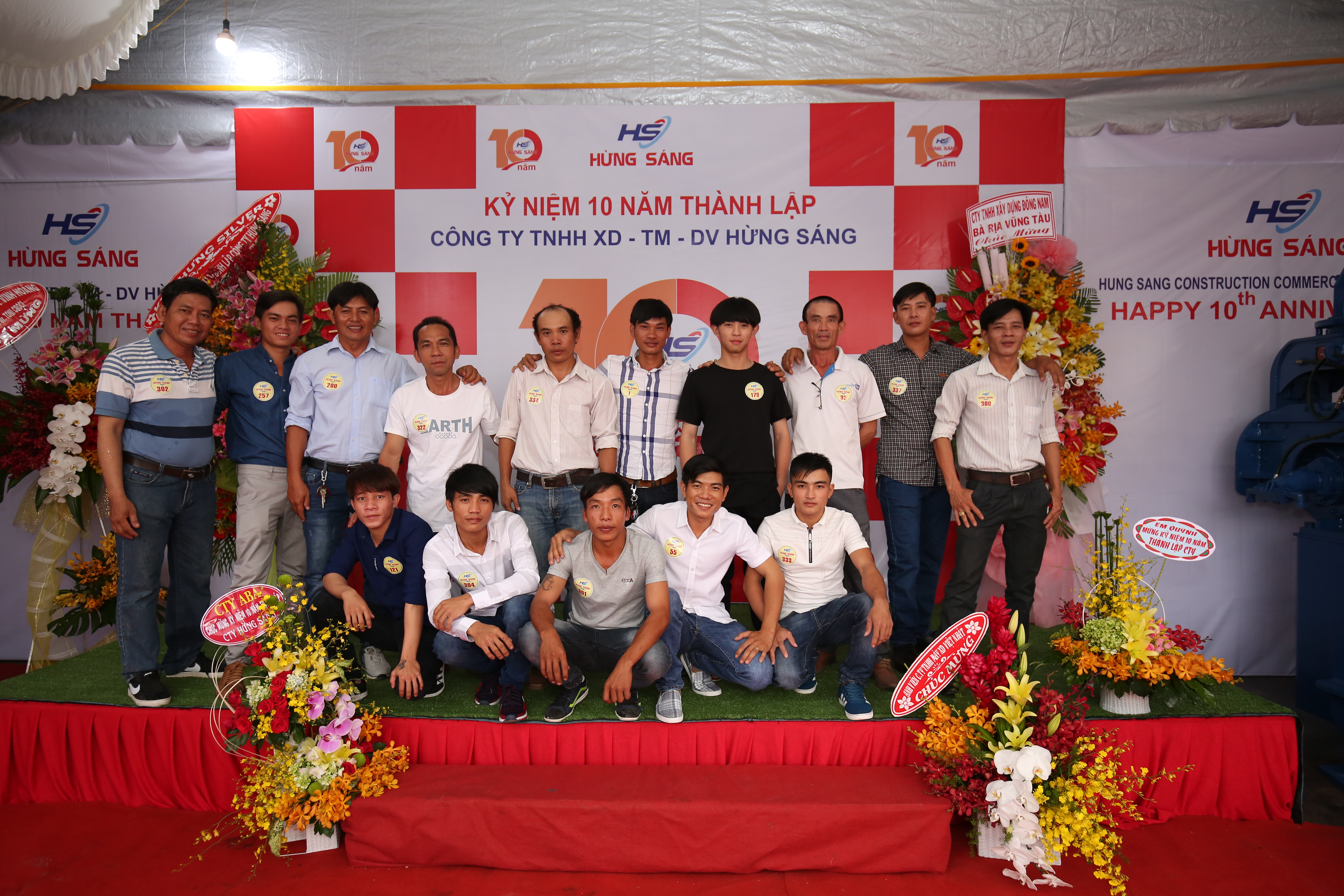 CÔNG TY TNHH XÂY DỰNG TM DV  HỪNG SÁNG