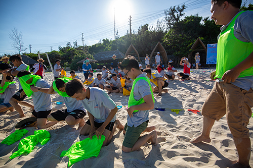 CÔNG TY TNHH XÂY DỰNG TM DV  HỪNG SÁNG