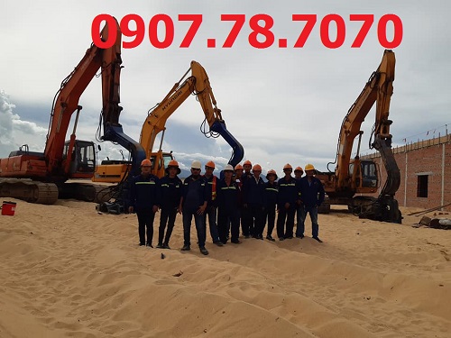 THI CÔNG ĐÓNG CỌC BÊ TÔNG BẰNG BÚA RUNG - CÔNG TY HỪNG SÁNG