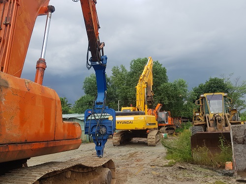 Ex 600 quá víp luôn đóng cừ 600 dài 18m 