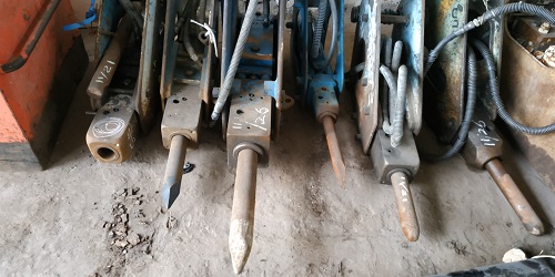 Cách Lựa Chọn Búa Đập Đá Hàng Bãi Như Thế Nào?