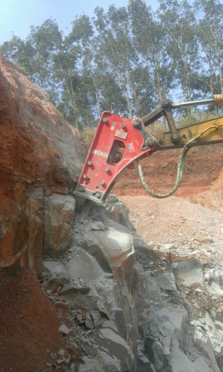 CÁCH VẬN HÀNH BÚA THỦY LỰC