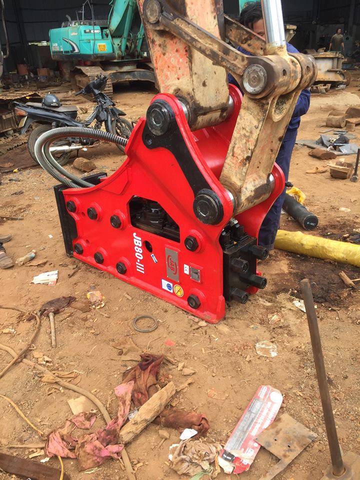 Sử Dụng Búa Đập Đá Như Thế Nào Là Dúng Cách và An Toàn